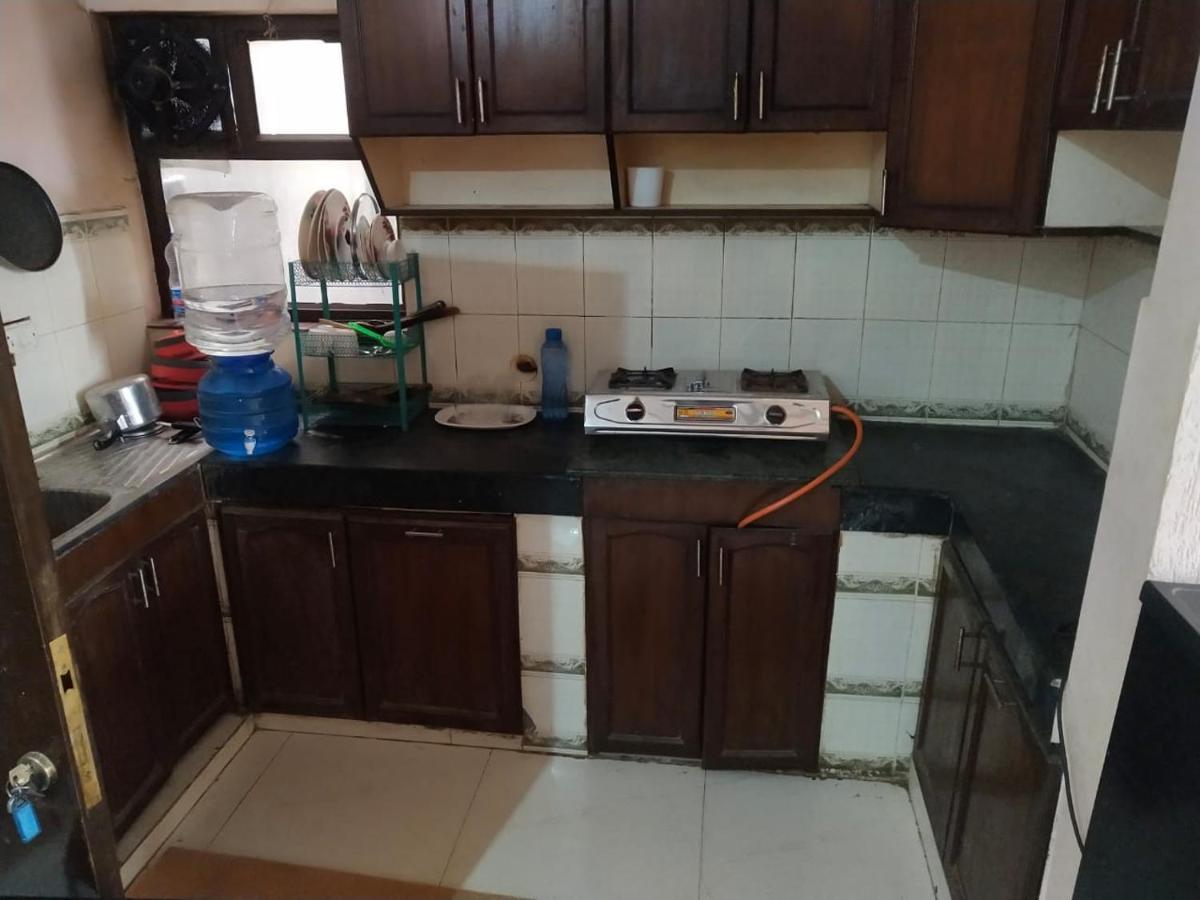 Mufis Homestay, Emerald Compound, New Palam Vihar-2 Gurgaon Luaran gambar