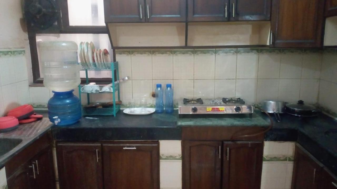 Mufis Homestay, Emerald Compound, New Palam Vihar-2 Gurgaon Luaran gambar