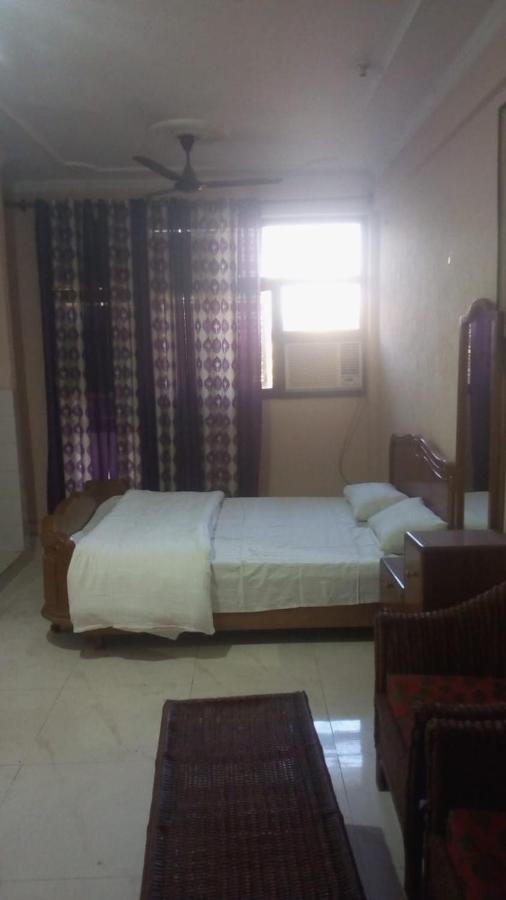 Mufis Homestay, Emerald Compound, New Palam Vihar-2 Gurgaon Luaran gambar